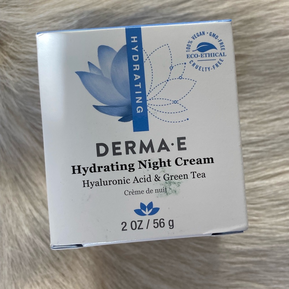 DERMA E hyaluronic acid green tea hydrating night cream